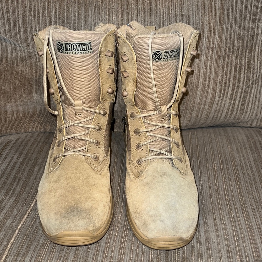 Brand new, never worn, mens size 8D TACTICAL BOOTS